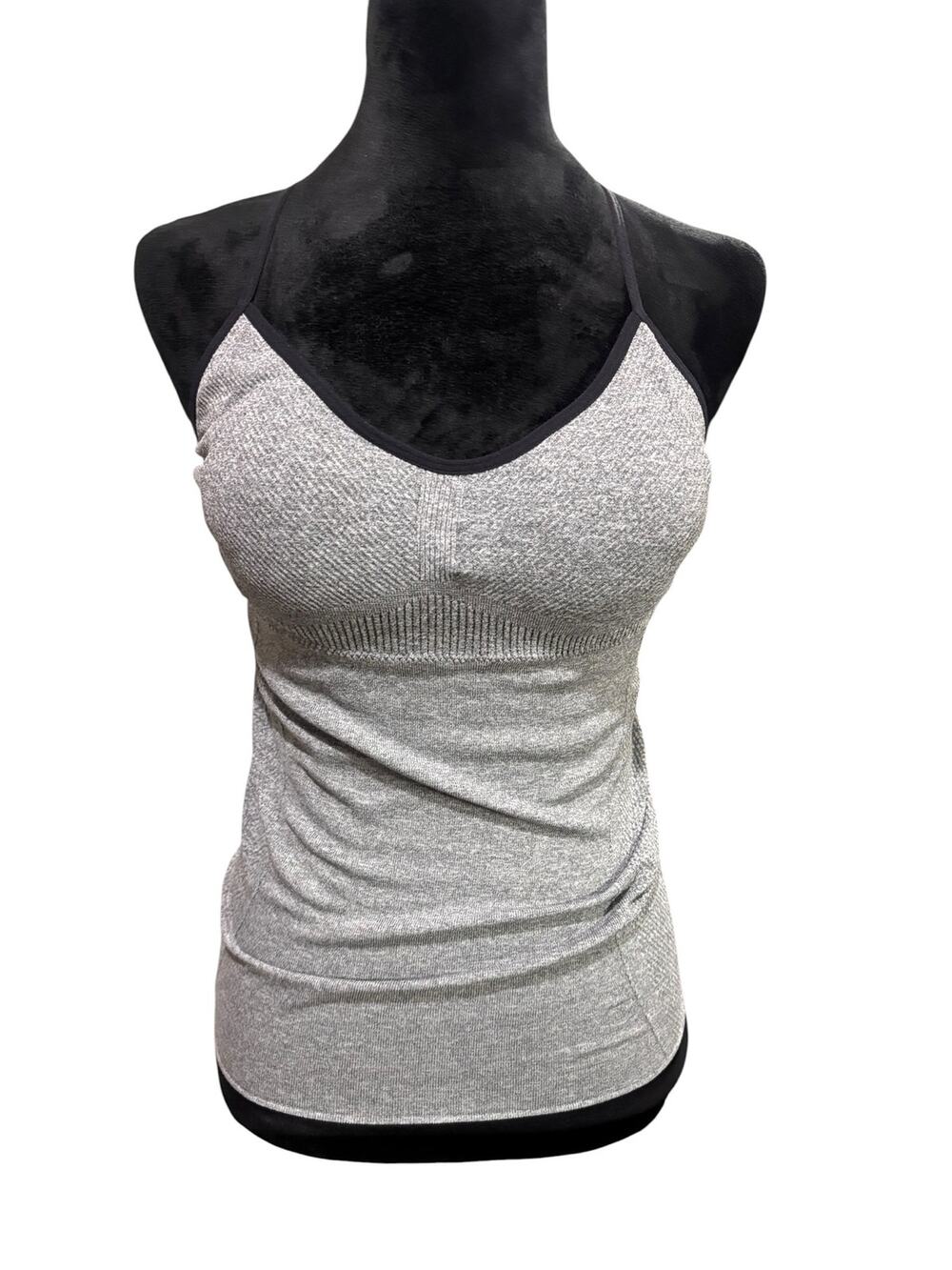 Daze‎ Gray Ribbed Racerback Athletic Tank – One Size S/M, Removable Padding
